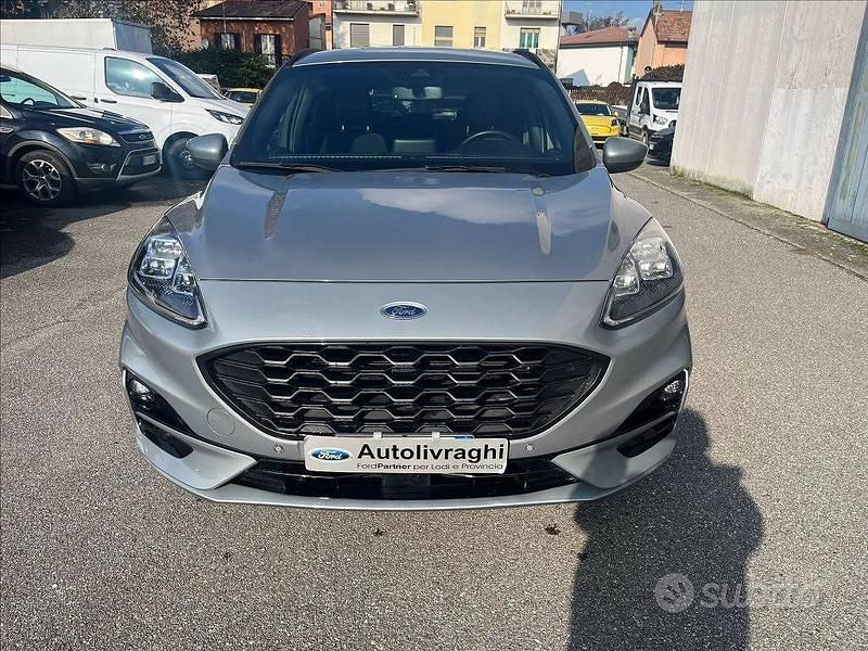 Usata Ford Kuga ST-Line X 225 CV (165 kW) 2022 Grigio SUV
