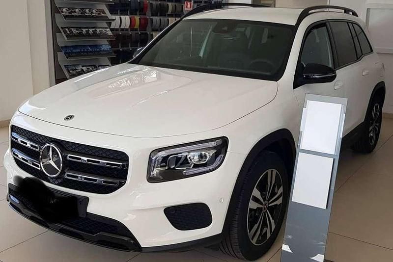 Usata Mercedes GLB200 150 CV (110 kW) 2022 Bianco SUV
