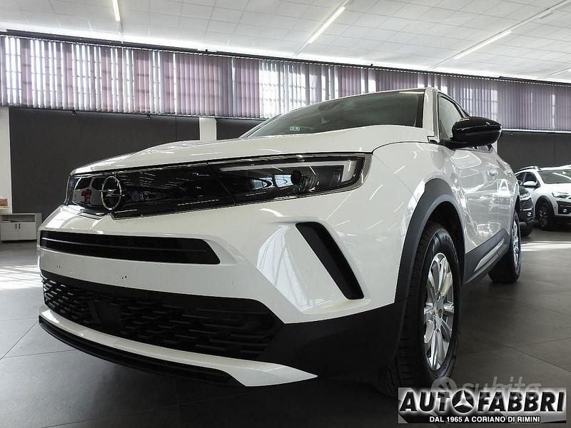 Usata Opel Mokka Edition 101 CV (74 kW) 2022 Bianco SUV