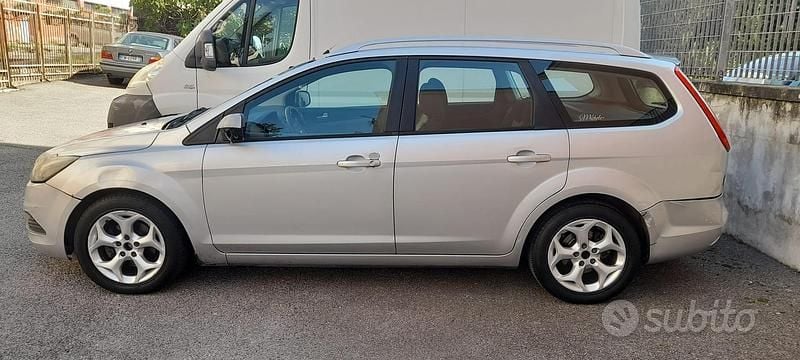 Usata Ford Focus 90 CV (66 kW) 2010 Station wagon