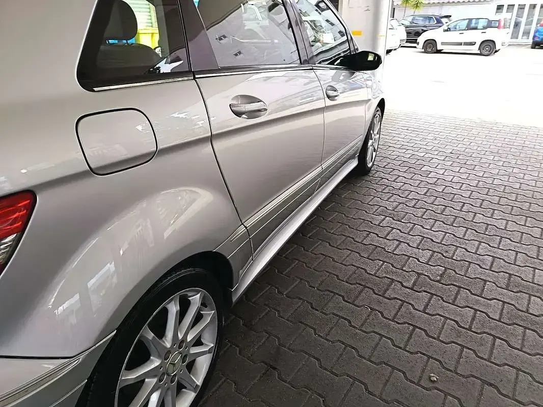 Usata Mercedes B180 109 CV (80 kW) 2008 Monovolume
