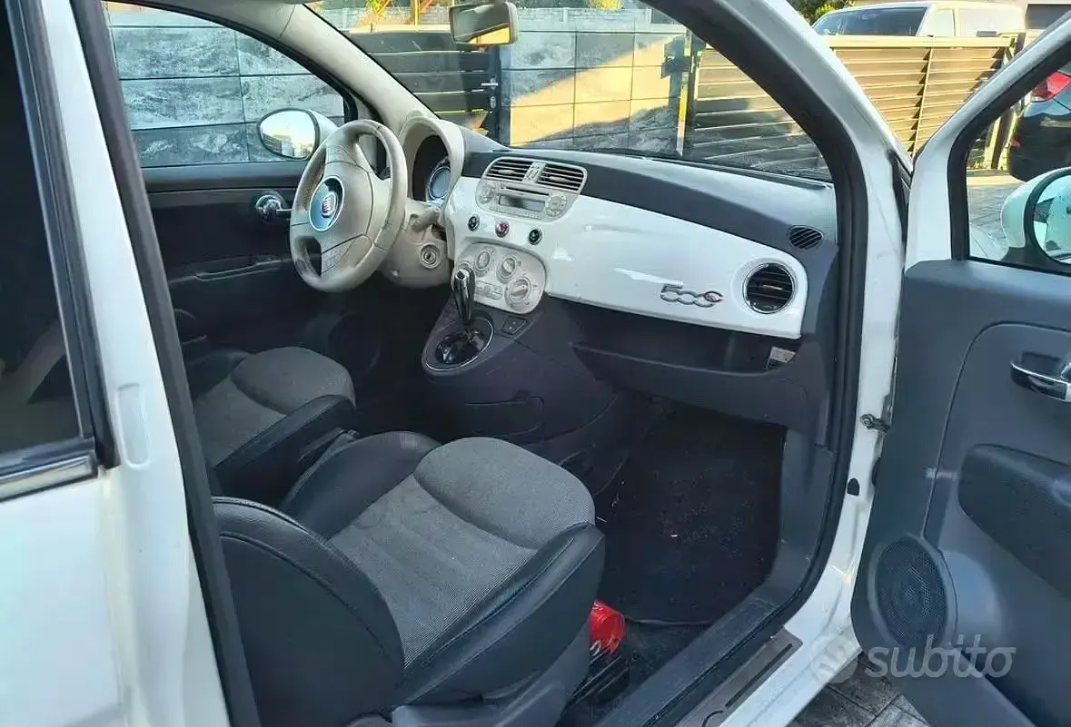 Usata Fiat 500 Lounge 69 CV (50 kW) 2008 Cabrio