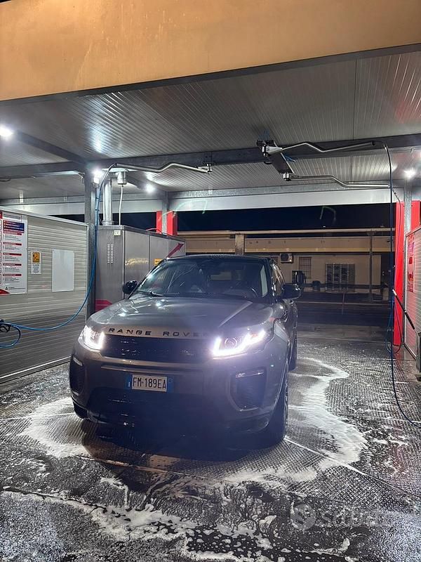 Usata Land Rover Range Rover SE Dynamic 150 CV (110 kW) 2017 Grigio SUV