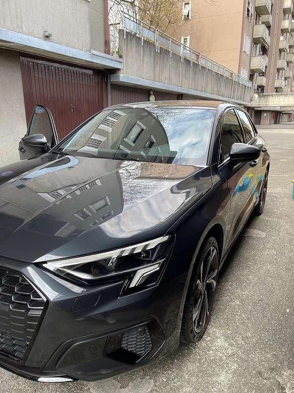 Usata Audi A3 Advanced 110 CV (80 kW) 2023 Grigio Berlina