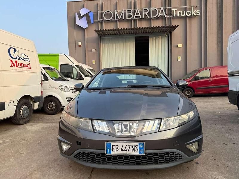 Usata Honda Civic Elegance 99 CV (72 kW) 2010 Grigio Berlina