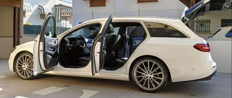 Usata Mercedes E220 AMG line 194 CV (142 kW) 2017 Bianco Station wagon