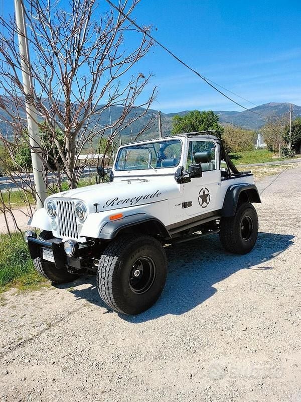Usata Jeep CJ 1981 Bianco SUV
