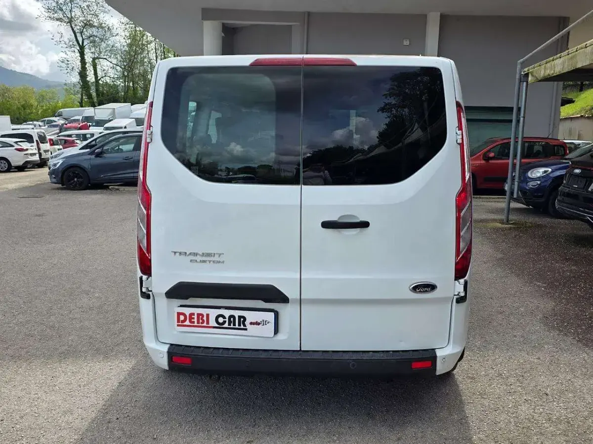 Usata Ford Transit Custom 131 CV (96 kW) 2022 Bianco Monovolume