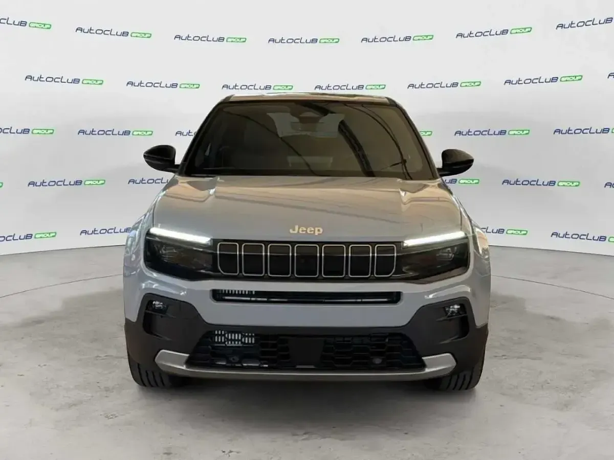 Nuova Jeep Avenger Summit 109 CV (80 kW) 2026 SUV