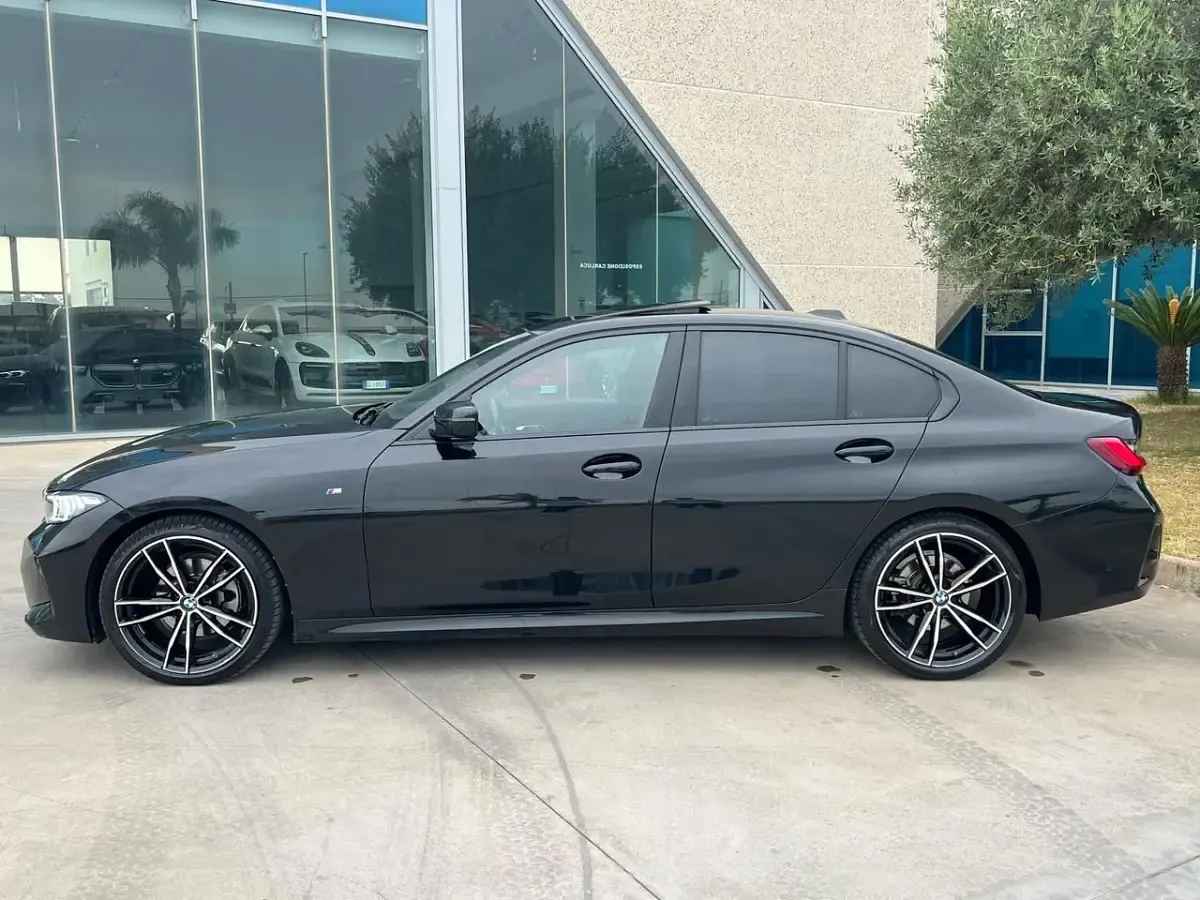 Usata BMW 320e M Sport 190 CV (139 kW) 2022 Nero Berlina