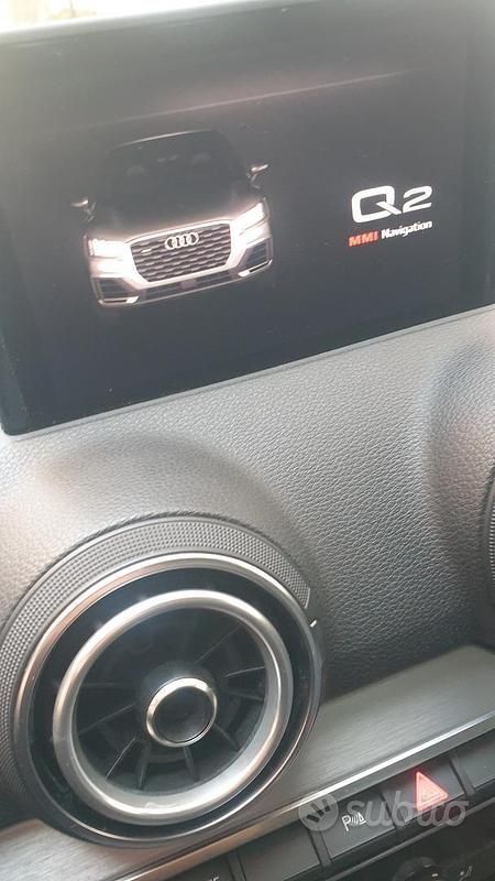 Usata Audi Q2 Comfort 116 CV (85 kW) 2017 Grigio SUV