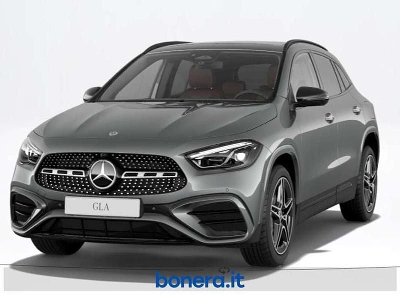 Nuova Mercedes GLA200 Advanced Plus 150 CV (110 kW) 2026 Grigio montagna SUV