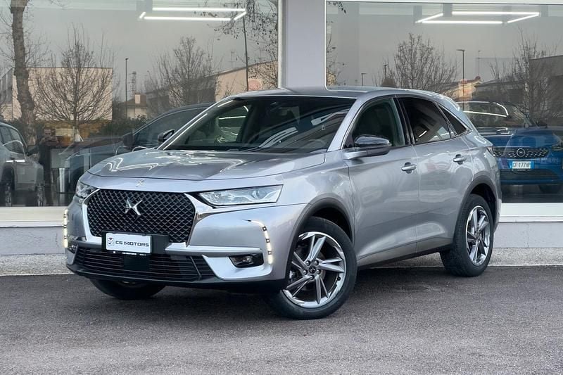 Usata DS Automobiles DS7 Crossback Grand Chic 130 CV (95 kW) 2022 Argento SUV