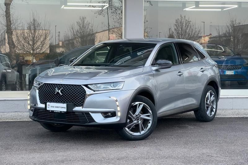 Usata DS Automobiles DS7 Crossback Grand Chic 131 CV (96 kW) 2022 Argento SUV
