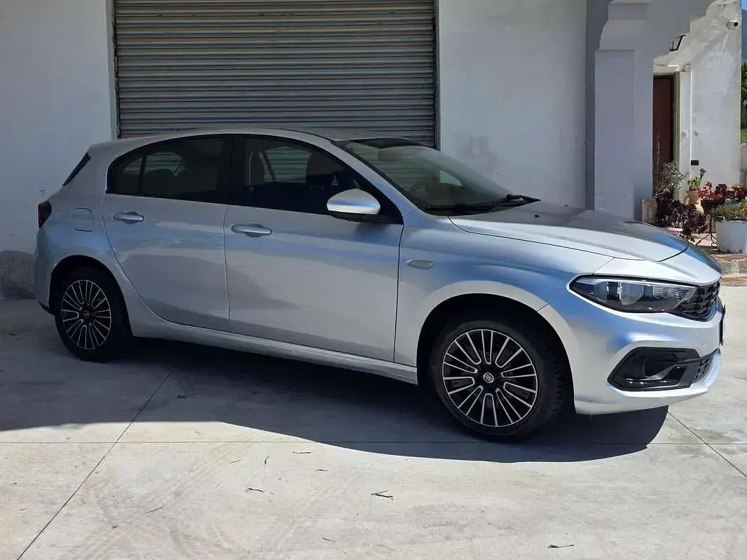 Usata Fiat Tipo City Life 101 CV (74 kW) 2023 Grigio Berlina