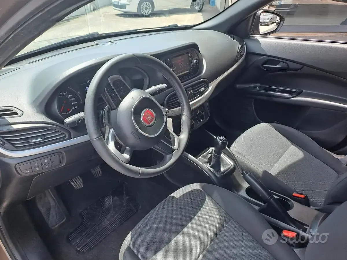 Usata Fiat Tipo Business 95 CV (69 kW) 2021 Giallo Berlina