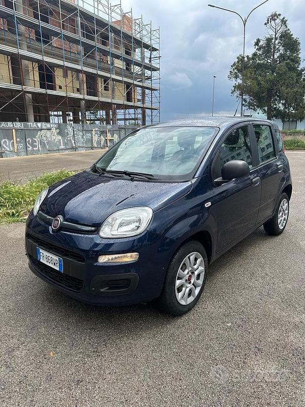 Usata Fiat Panda Easy 80 CV (58 kW) 2018 Blu Berlina