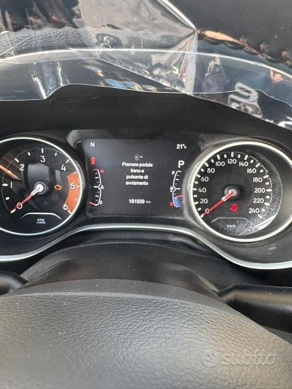 Usata Jeep Compass Limited 140 CV (102 kW) 2018 Bianco SUV