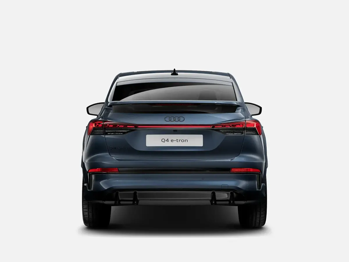 Nuova Audi Q4 Sportback e-tron Performance 88 kW (121 CV) 2027 Blu plasma metallizzato SUV