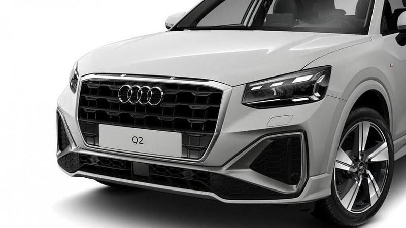 Nuova Audi Q2 S-Line 2026 Bianco arkona SUV