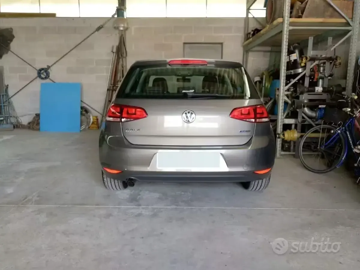 Usata VW Golf VII Highline 110 CV (80 kW) 2014 Grigio Berlina