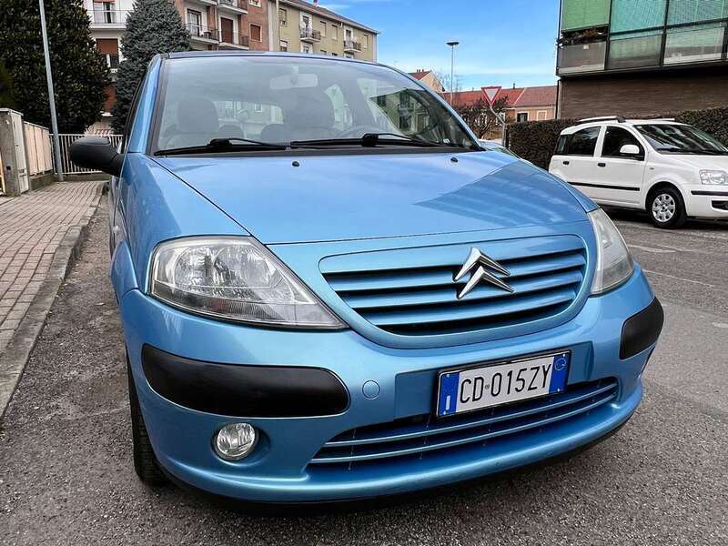 Usato 2003 Citroën C3 1.4 Benzin 73 CV (3.390 €)