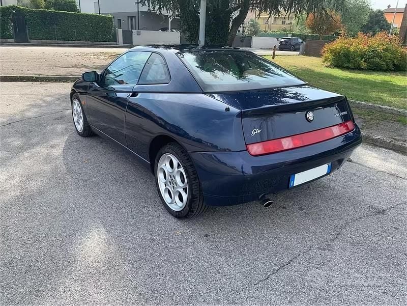 Usata Alfa Romeo GTV 2000 Coupé