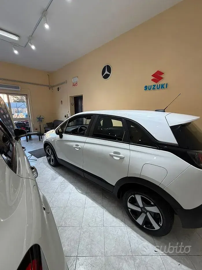 Usata Opel Crossland Elegance 83 CV (61 kW) 2022 Bianco SUV