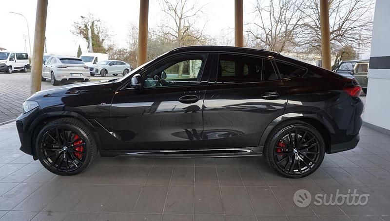 Usata BMW X6 M Sport 340 CV (250 kW) 2022 Nero SUV