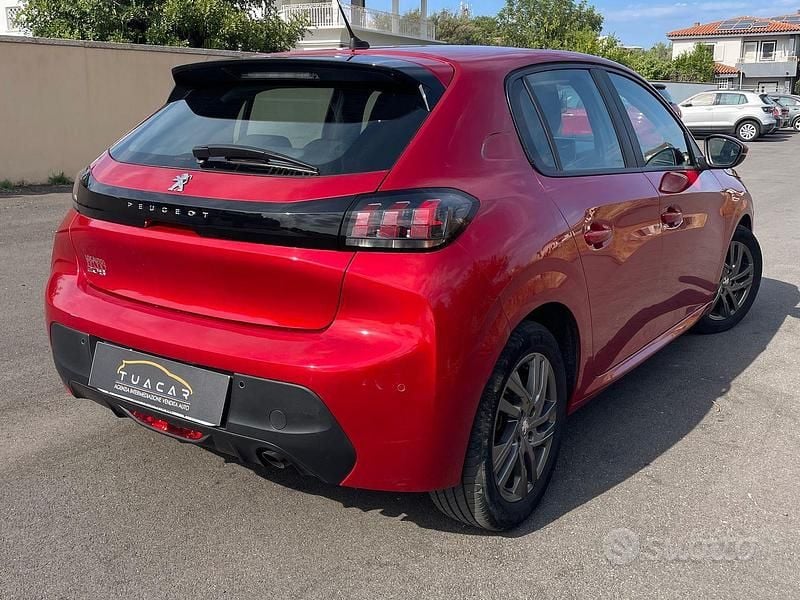 Usata Peugeot 208 Active 102 CV (75 kW) 2021 Rosso Utilitaria