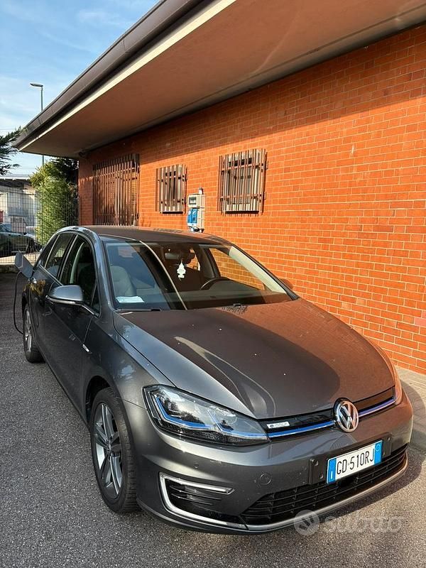 Usata 2020 VW e-Golf Due volumi | 17.000 € - Immagine 1/4