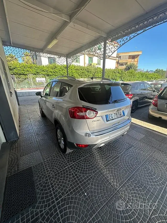 Usata Ford Kuga Titanium 163 CV (119 kW) 2011 Grigio SUV