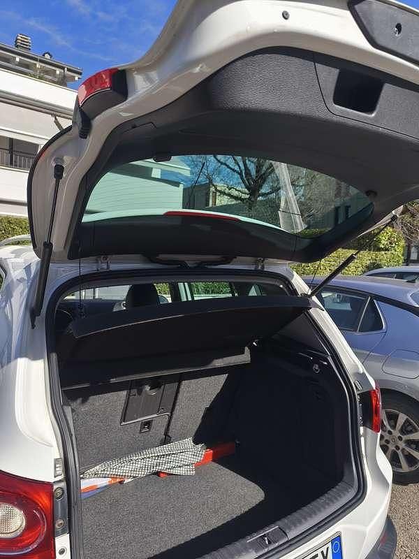 Usata VW Tiguan Sport 140 CV (102 kW) 2010 Bianco SUV