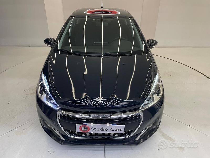 Usata Peugeot 208 Access 68 CV (50 kW) 2017 Grigio Utilitaria