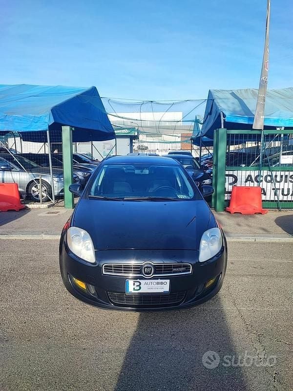 Usata Fiat Bravo Dynamic 120 CV (88 kW) 2010 Nero Utilitaria
