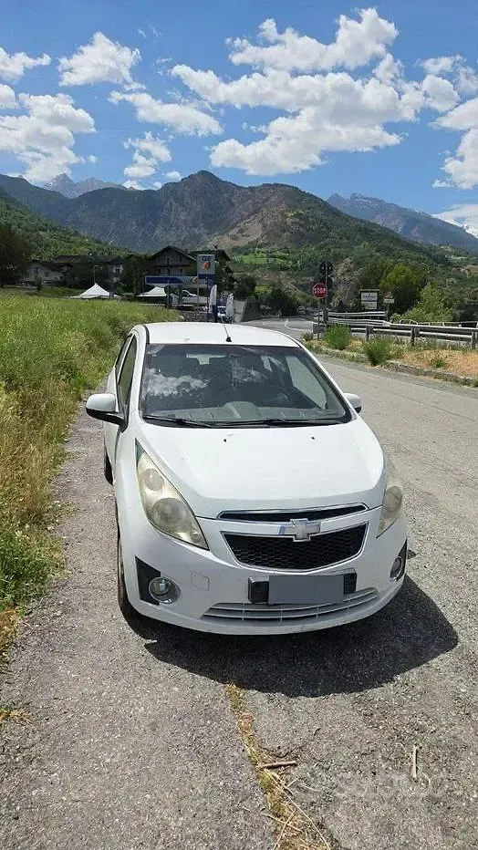 Usata Chevrolet Spark 68 CV (50 kW) 2012 Bianco Utilitaria