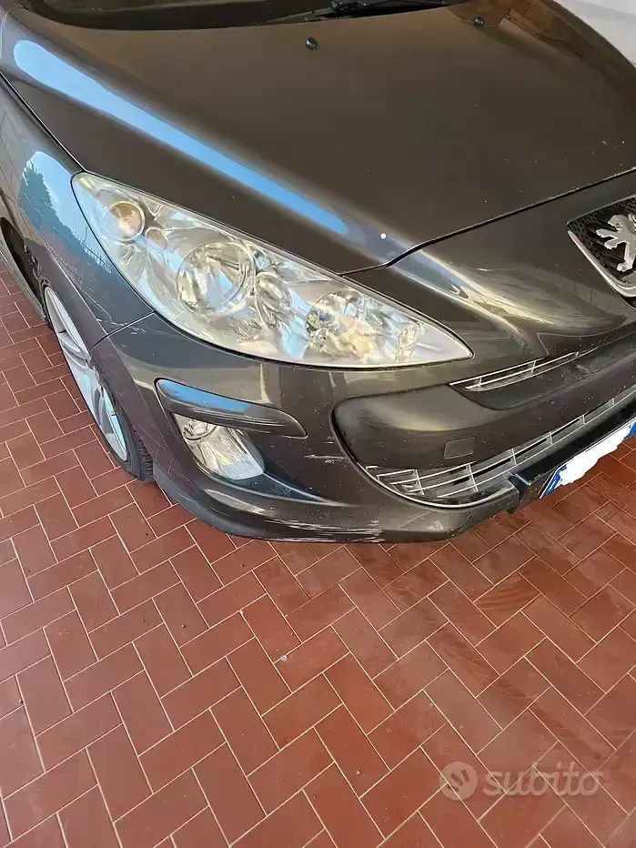 Usata Peugeot 308 120 CV (88 kW) 2008 Berlina
