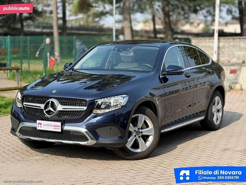 Usata Mercedes GLC250 Executive 204 CV (150 kW) 2018 Blu/azzurro Coupé