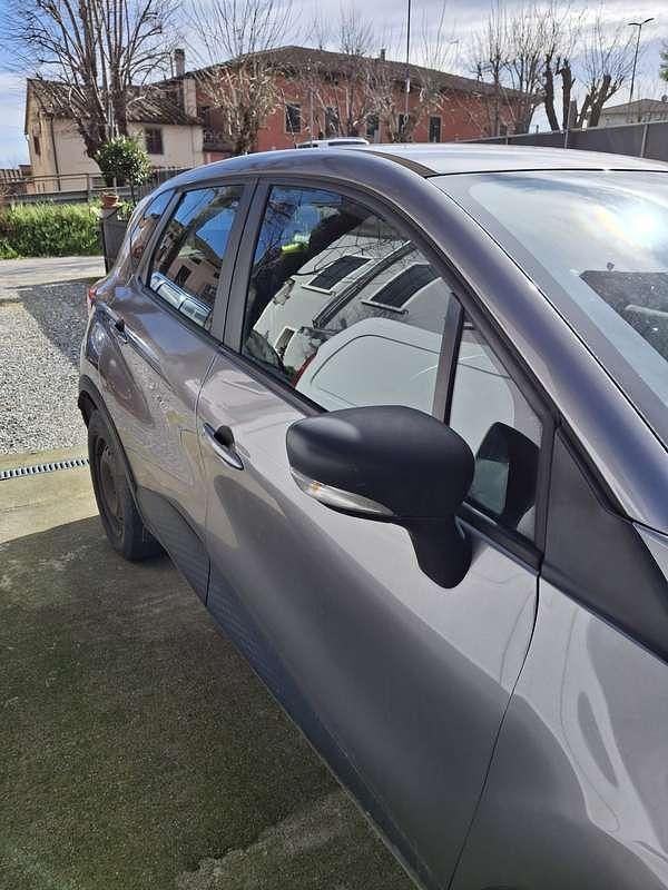 Usata Renault Captur 90 CV (66 kW) 2015 SUV