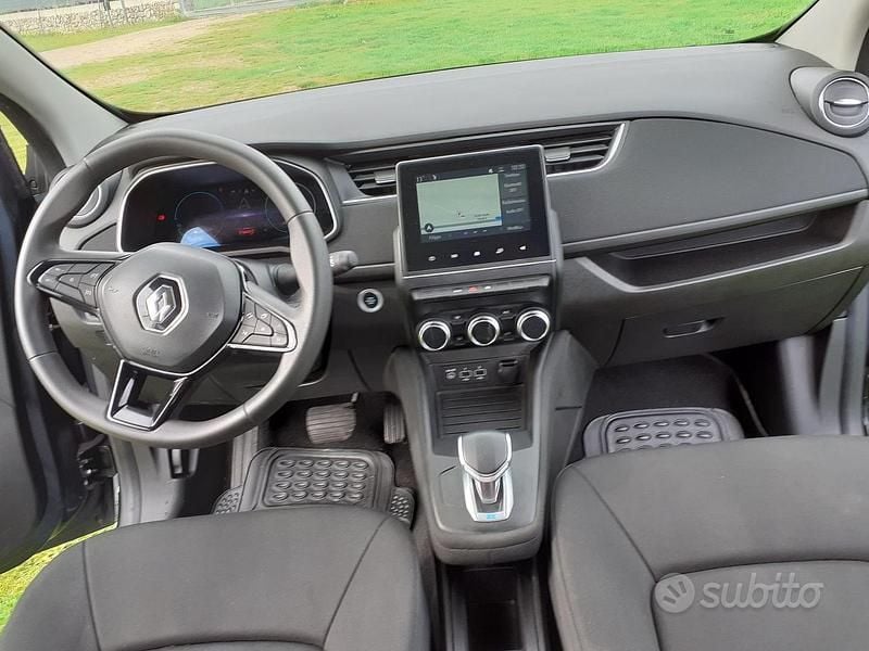 Occasion Renault Zoe Business 50 kW (69 ch) 2022 Gris Citadine