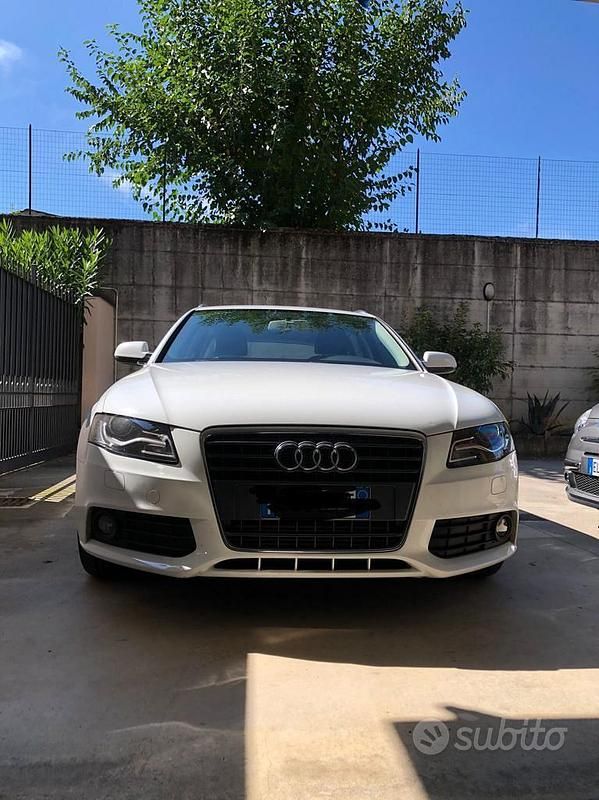 Bianco Usata 2010 Audi A4 Station wagon | 9900 € - Immagine 1/4
