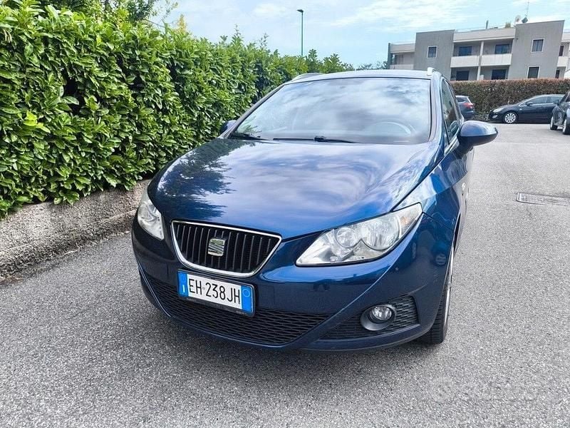Usata Seat Ibiza ST 105 CV (77 kW) 2012 Blu Station wagon