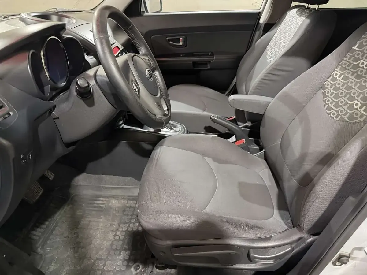 Usata Kia Soul 128 CV (94 kW) 2011 Argento SUV