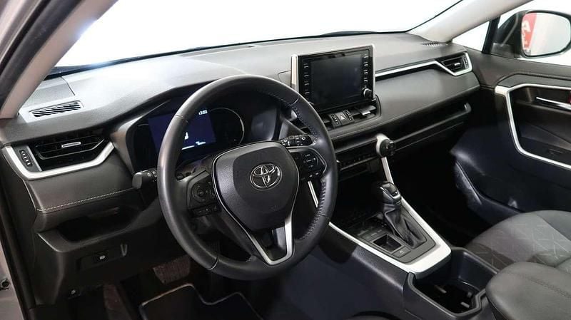 Usata Toyota RAV4 Hybrid Business Edition 218 CV (160 kW) 2022 Argento SUV