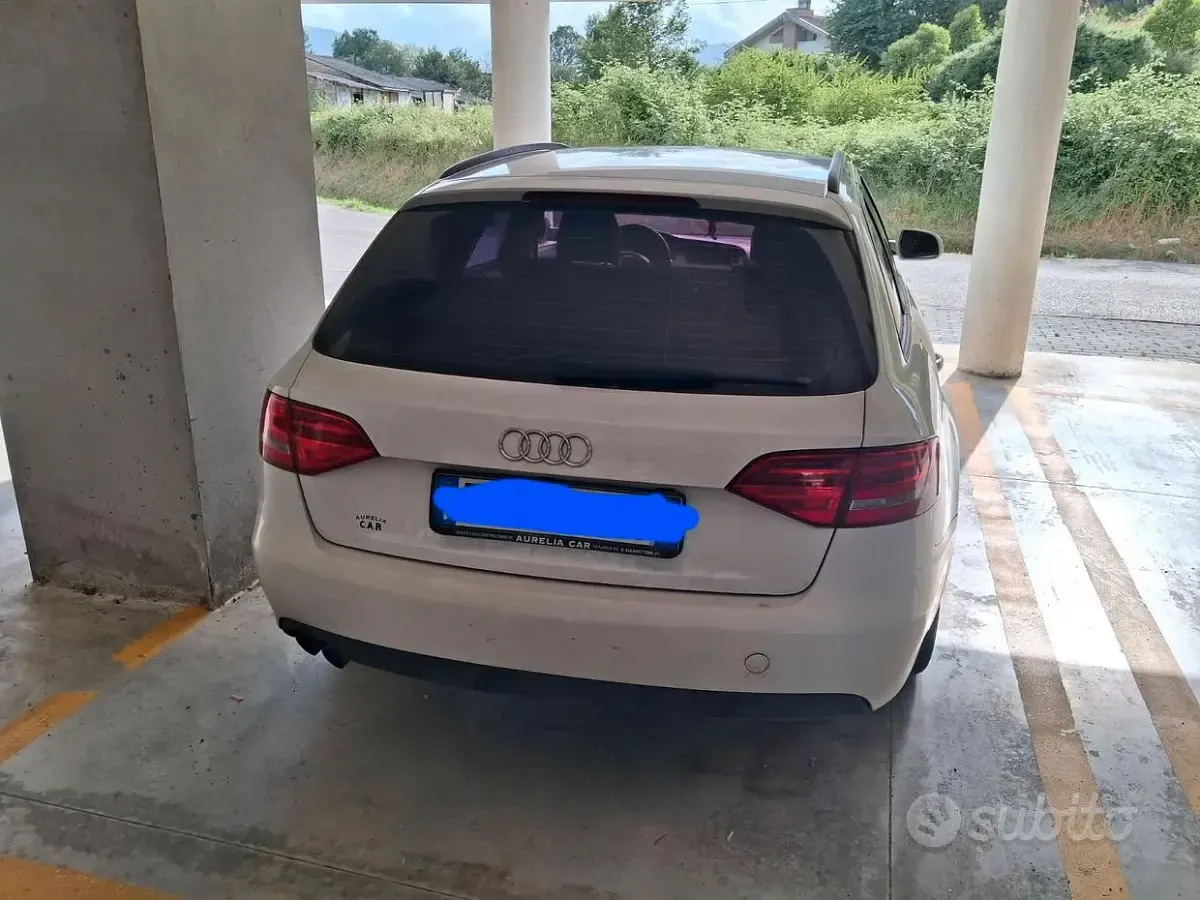 Usata Audi A4 143 CV (105 kW) 2009 Bianco Station wagon