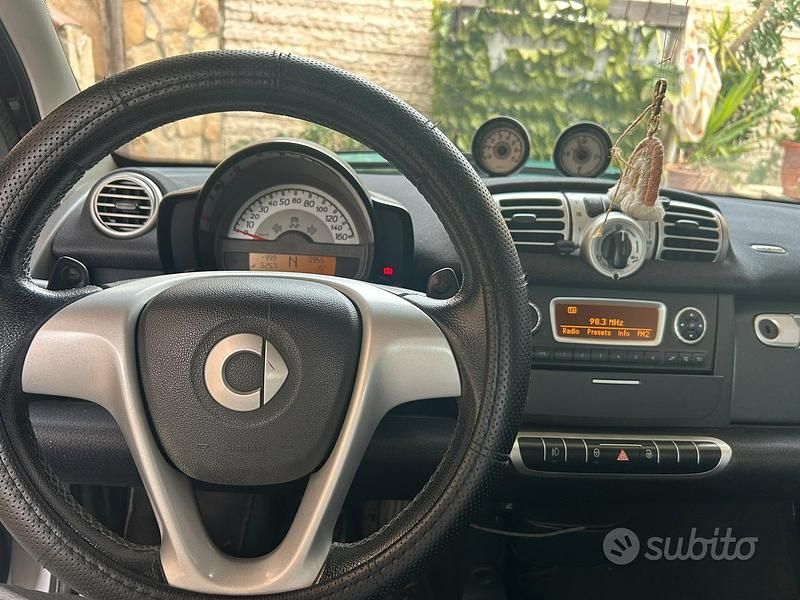 Usata Smart ForTwo Coupé Pulse 71 CV (52 kW) 2011 Bianco Coupé