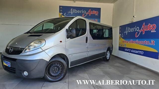 Usata Opel Vivaro 120 CV (88 kW) 2010 Grigio Monovolume