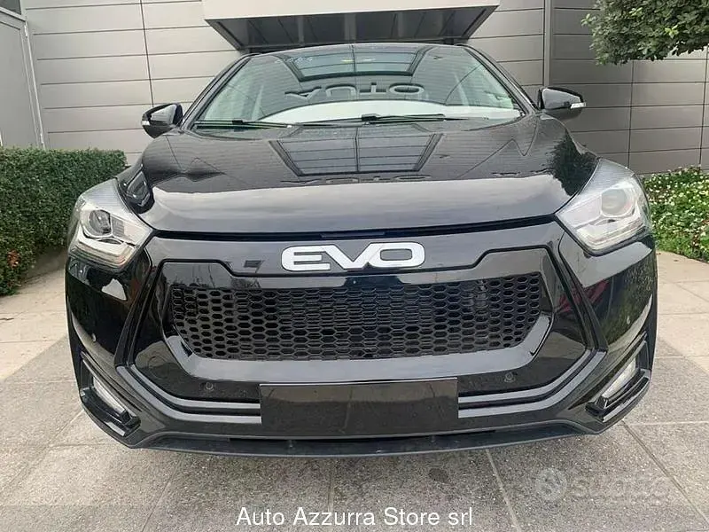 Nuevo EVO Evo 3 2026 Negro SUV