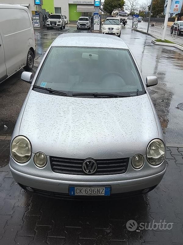 Usata VW Polo 2004 Grigio Utilitaria