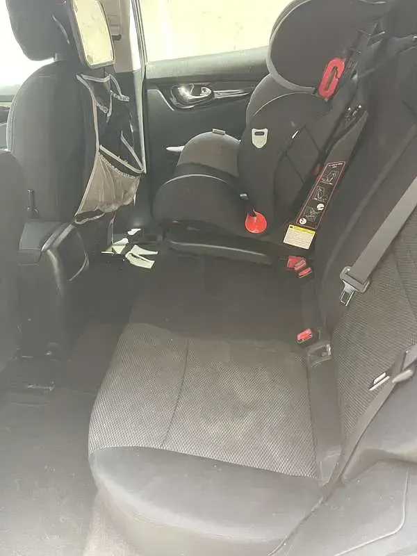 Usata Nissan Qashqai 360º 110 CV (80 kW) 2015 Grigio SUV